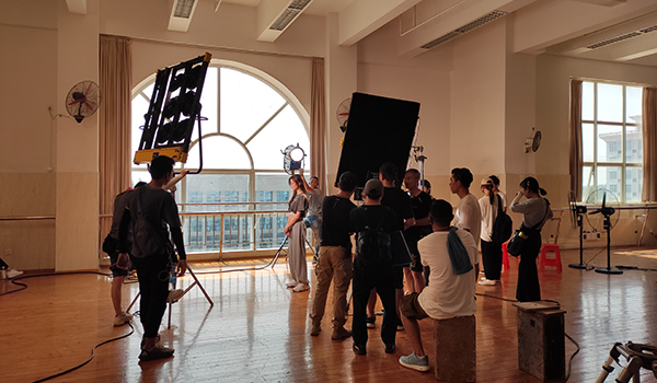 心跳网球队现场拍摄（海经院舞蹈室拍摄）